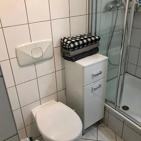 Suedliche Innenstadt- Mit Aufzug Apartment Leipzig