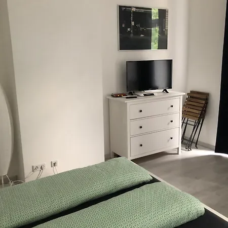 Suedliche Innenstadt- Mit Aufzug Apartment Leipzig
