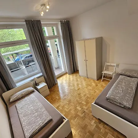 Apartment Suedliche Innenstadt- Mit Aufzug *
