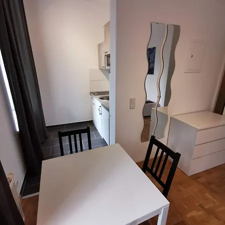 Apartment Suedliche Innenstadt- Mit Aufzug Leipzig